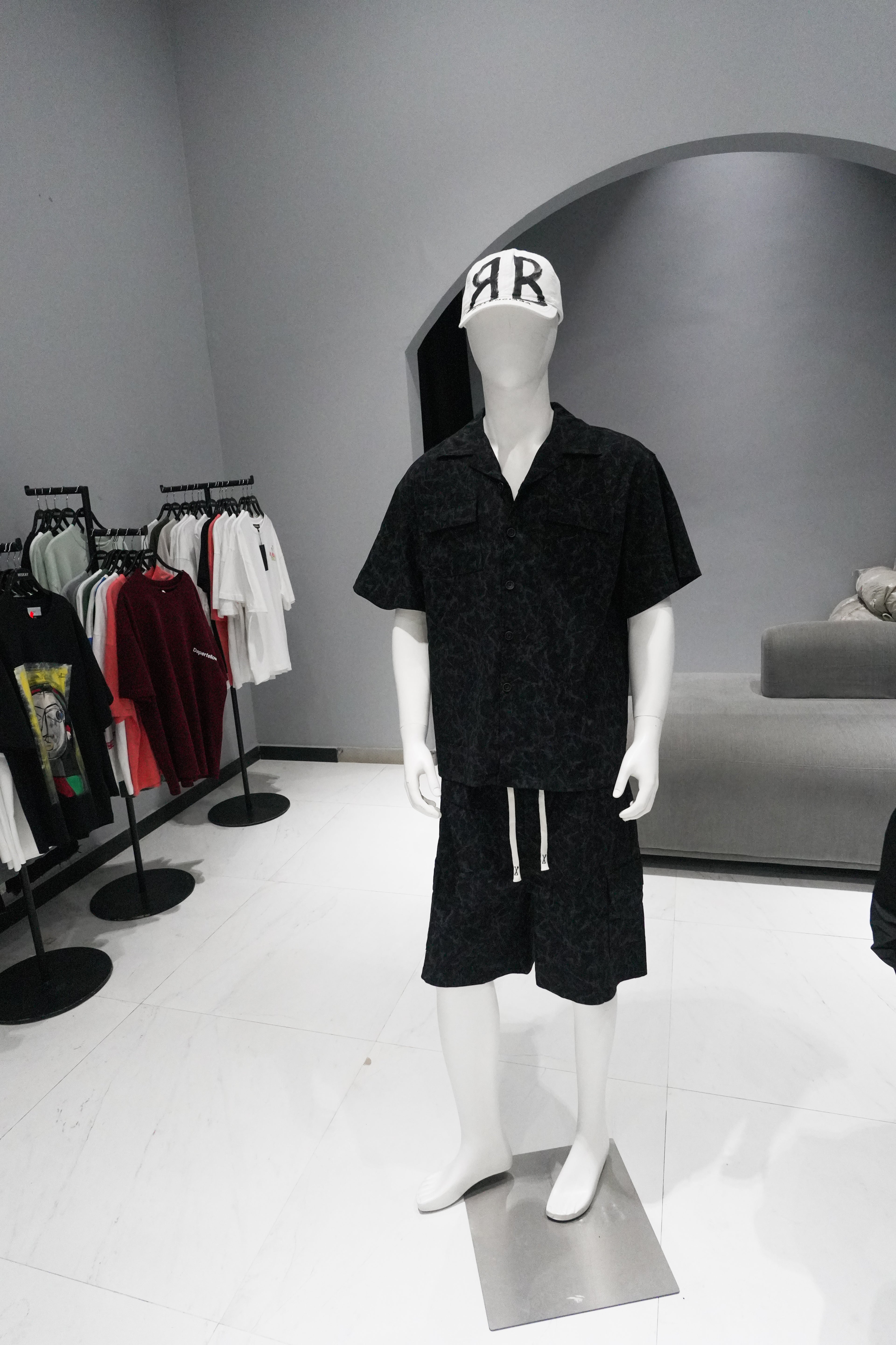 Daper Dark Floral Outer Set